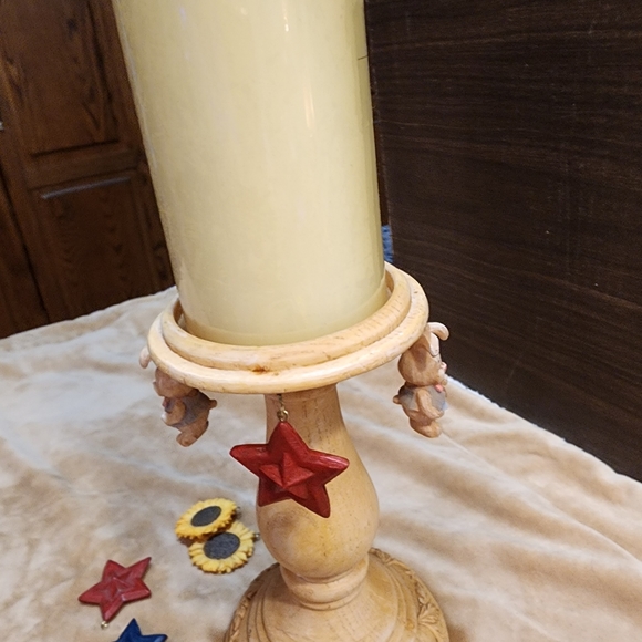 Wood candlestick w 24 pcs only - Picture 8 of 16